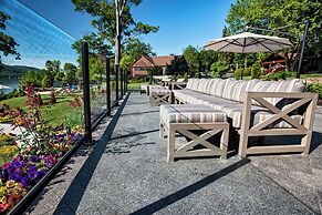 Lodges At Cresthaven