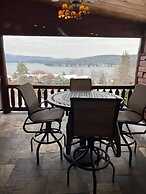 Lodges At Cresthaven