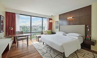 Hyatt Regency Dar Es Salaam, The Kilimanjaro