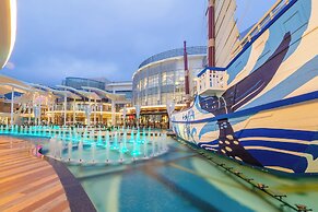 M Social Hotel Phuket