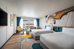 M Social Hotel Phuket