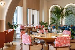 M Social Hotel Phuket