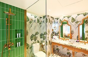 Burasari Phuket Resort & Spa