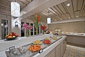 Burasari Phuket Resort & Spa