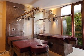 Burasari Phuket Resort & Spa