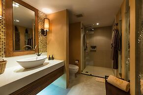 Burasari Phuket Resort & Spa