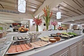 Burasari Phuket Resort & Spa