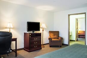 Quality Inn & Suites Airport North