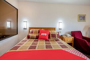 OYO Hotel Chesaning Route 52 & Hwy 57