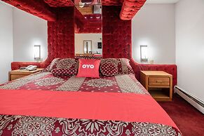 OYO Hotel Chesaning Route 52 & Hwy 57