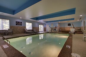 Holiday Inn Express Hotel & Suites Middleboro Raynham by IHG