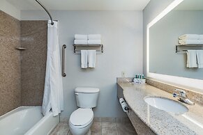 Holiday Inn Express Hotel & Suites South Bend by IHG
