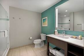 Hilton Grand Vacations Club Ocean 22 Myrtle Beach.