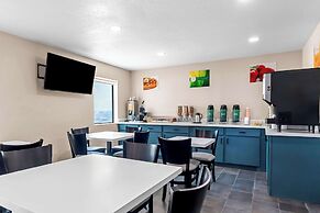 Quality Inn & Suites Port Lavaca near Lighthouse Beach