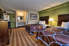 Super 8 by Wyndham Bangor