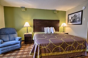 Super 8 by Wyndham Bangor