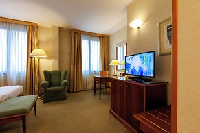 Hotel Excelsior Magenta