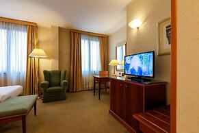 Hotel Excelsior Magenta