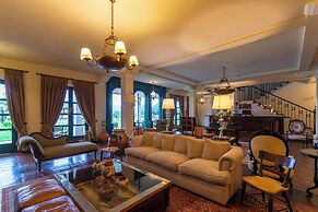 Patios de Cafayate - Wine Hotel & Restaurant