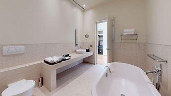Ajia Hotel - Special Class