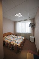 Ryan Johnson Hotel