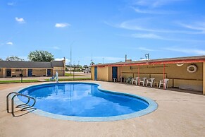 Americas Best Value Inn Giddings