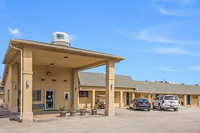 Americas Best Value Inn Giddings