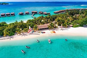 Sheraton Maldives Full Moon Resort & Spa