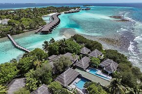 Sheraton Maldives Full Moon Resort & Spa