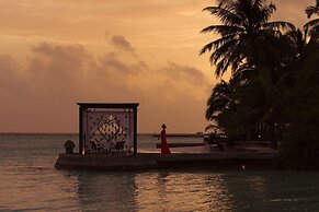 Sheraton Maldives Full Moon Resort & Spa