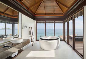 Sheraton Maldives Full Moon Resort & Spa