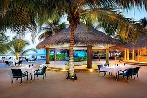 Sheraton Maldives Full Moon Resort & Spa