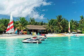 Sheraton Maldives Full Moon Resort & Spa