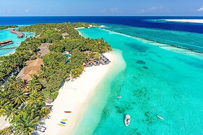 Sheraton Maldives Full Moon Resort & Spa