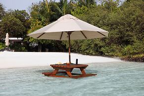 Sheraton Maldives Full Moon Resort & Spa