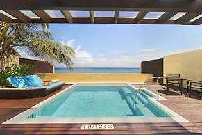 Sheraton Maldives Full Moon Resort & Spa