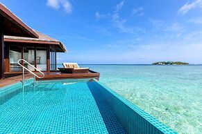 Sheraton Maldives Full Moon Resort & Spa