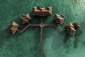 Sheraton Maldives Full Moon Resort & Spa