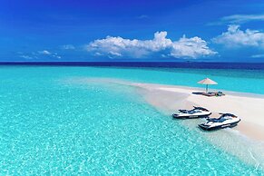 Sheraton Maldives Full Moon Resort & Spa