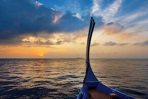 Sheraton Maldives Full Moon Resort & Spa