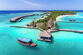 Sheraton Maldives Full Moon Resort & Spa