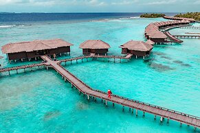 Sheraton Maldives Full Moon Resort & Spa