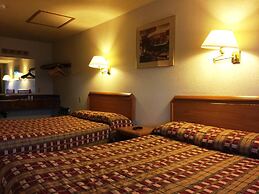 Milwaukie Inn Portland South