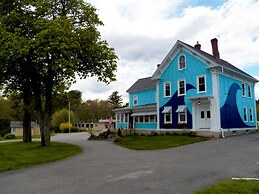 Coast Village Inn & Cottages
