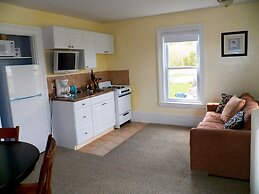 Coast Village Inn & Cottages