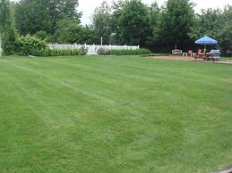 Coast Village Inn & Cottages