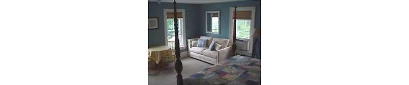 Coast Village Inn & Cottages