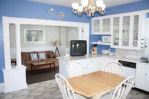 Coast Village Inn & Cottages