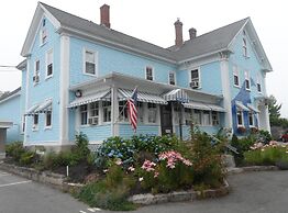 Coast Village Inn & Cottages