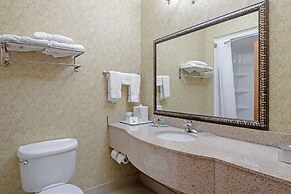 Best Western Plus Bradbury Inn & Suites